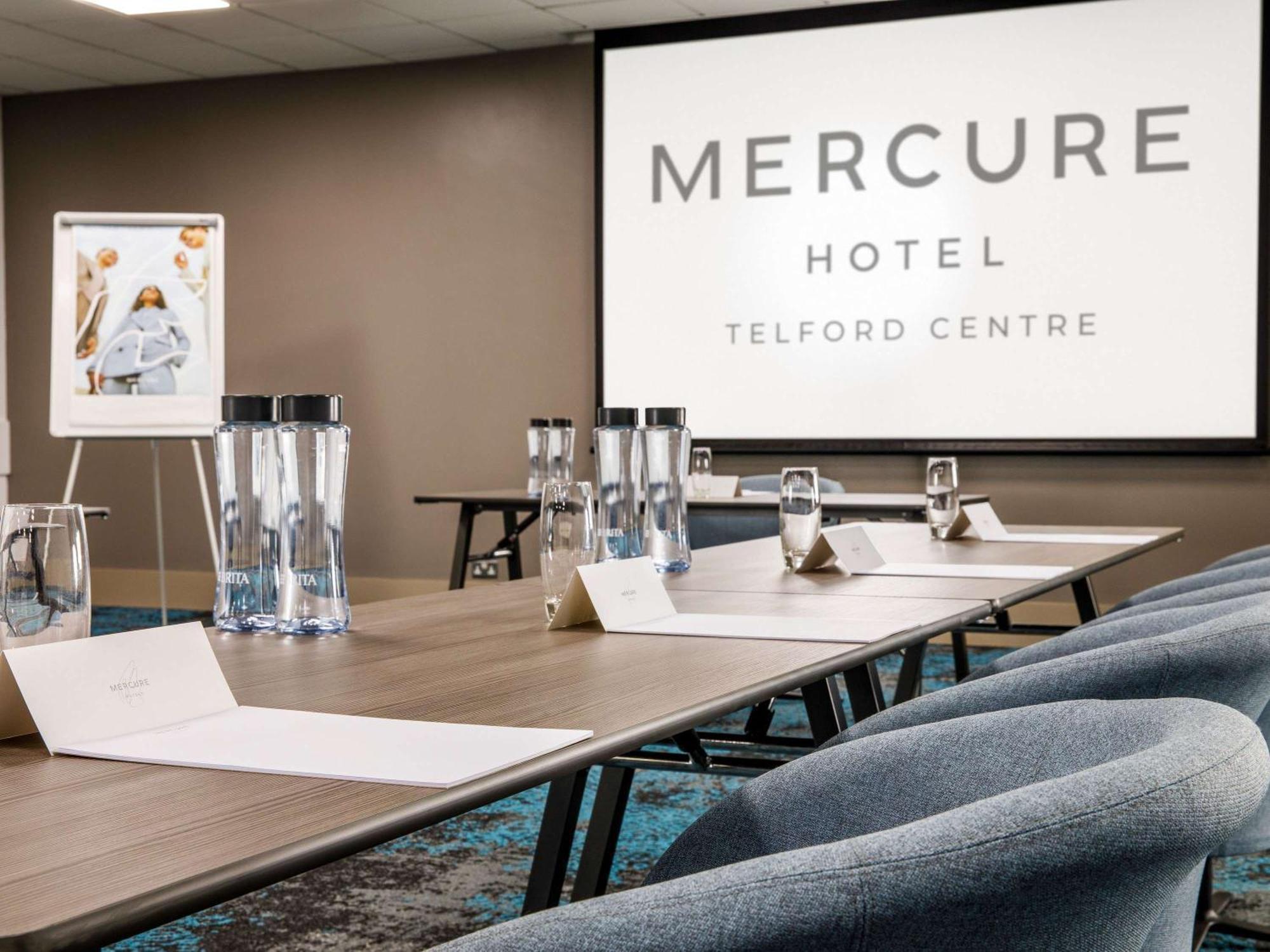 Mercure Telford Centre Hotel Exterior foto