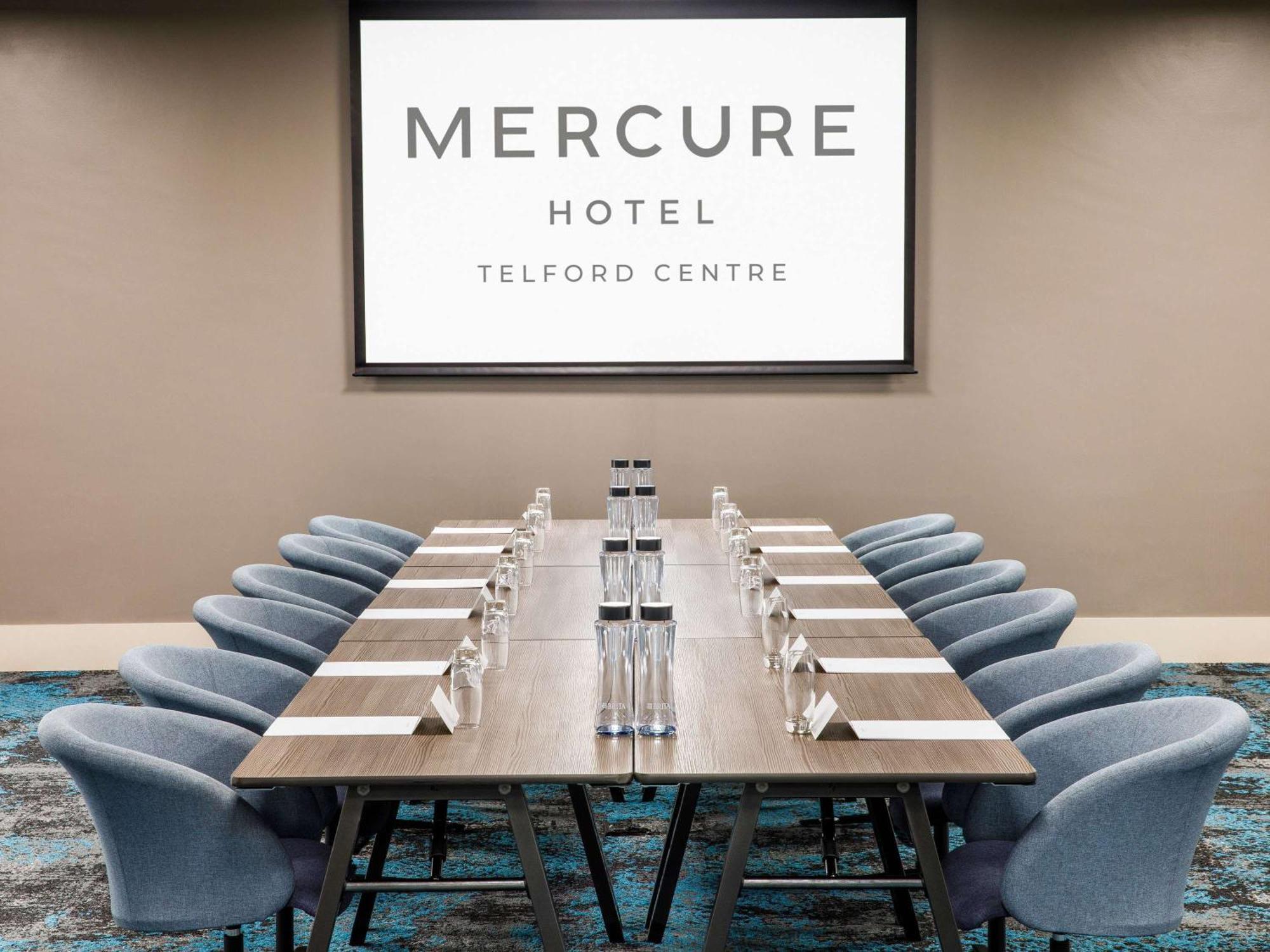 Mercure Telford Centre Hotel Exterior foto
